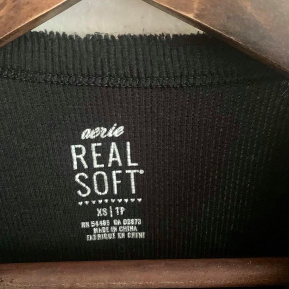 Cropped real soft ribbed tee - Picture 2 of 3